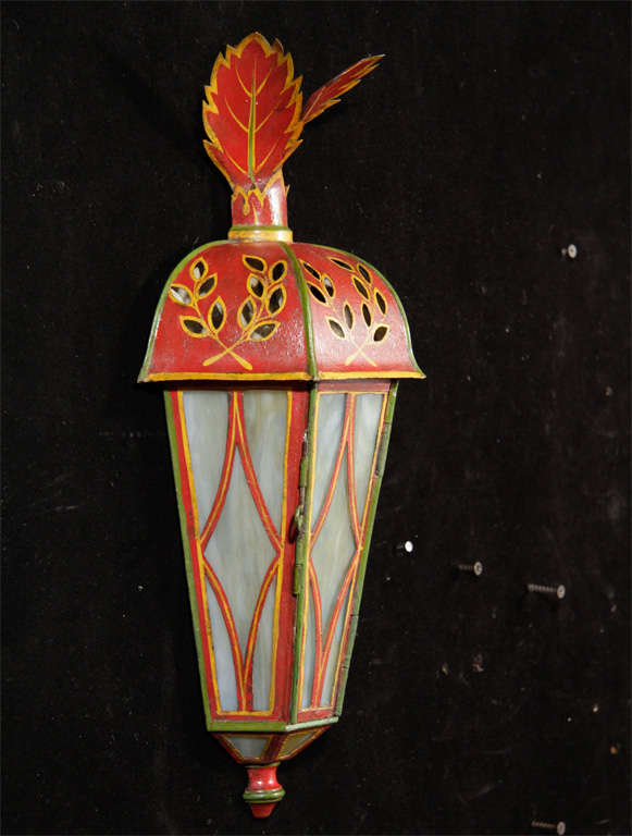 Polychromed tole wall lanterns with slag glass panels For Sale 2